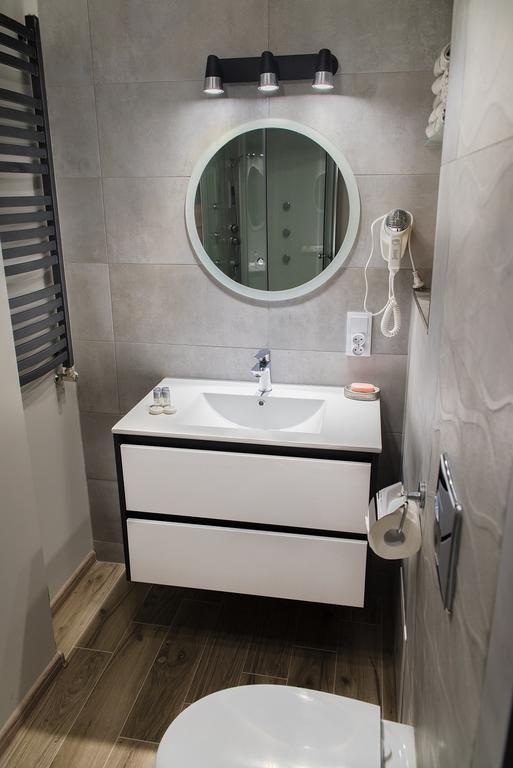 Apartament Deluxe Centrum 2 Leilighet Koszalin Eksteriør bilde